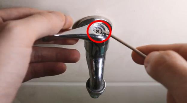 水龍頭滴水怎么處理？看步驟圖跟著老師傅一步步操作一下吧！