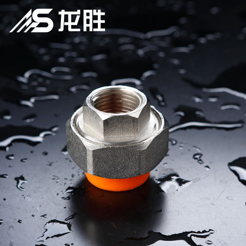 皮爾特水管多少錢一根？這2個(gè)價(jià)格差距也忒大了吧？